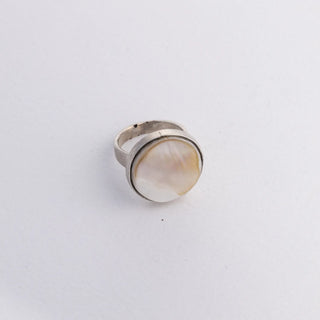 Circle Mother Of Pearl - Ring