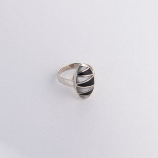 Black&White Mother Of Pearl - Ring