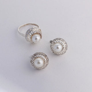 Extravagant Circle Pearl - Ring, Earrings