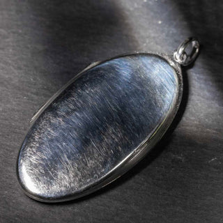 Large Opening Oval - Pendant