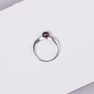 Single Pearl Elegance- Ring