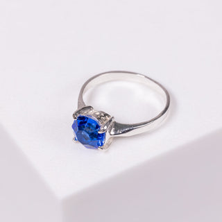 Single Blue Elegance- Ring